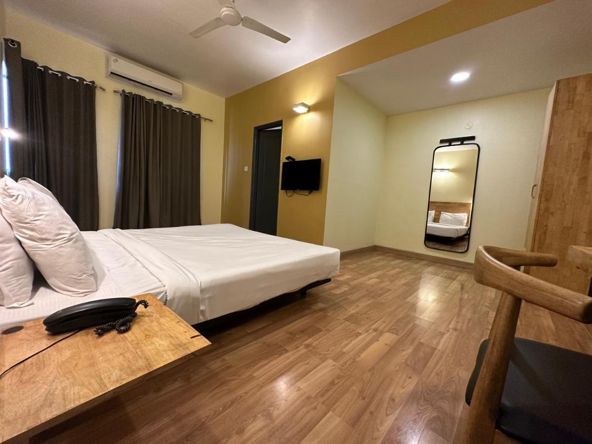 Upar Hotels Indiranagar Bangalore Extérieur photo