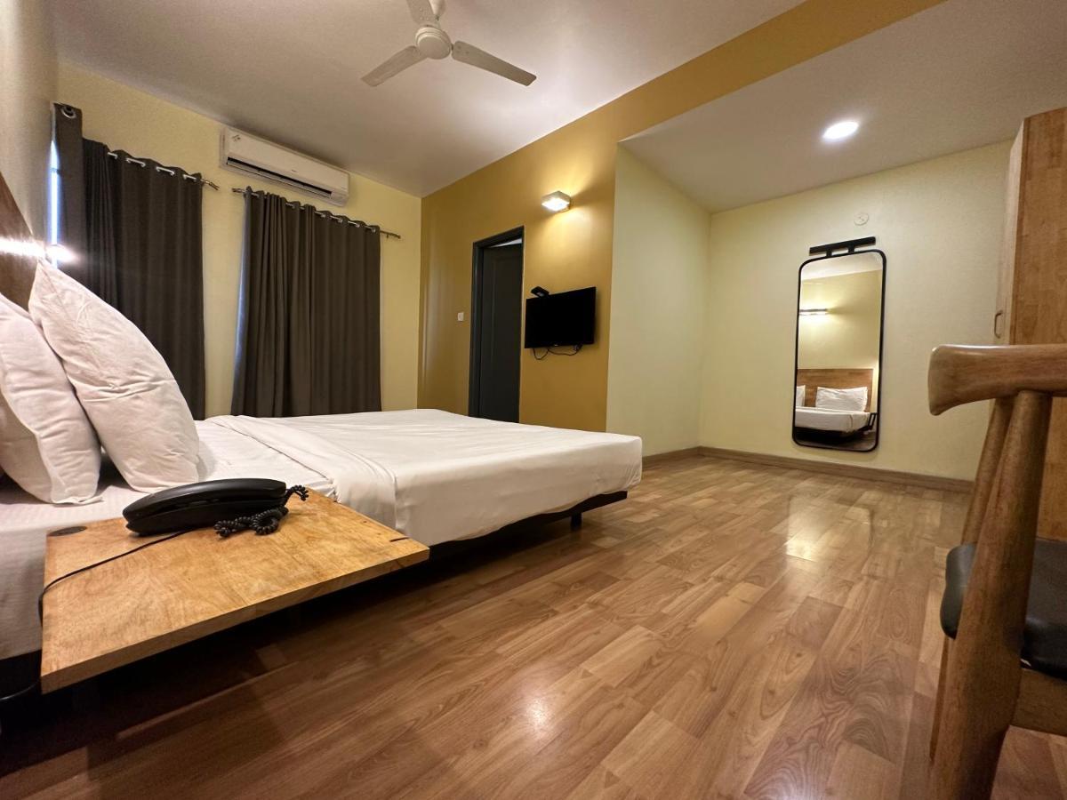 Upar Hotels Indiranagar Bangalore Extérieur photo